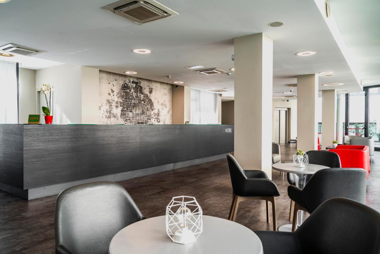 Fasthotel Linate Segrate Exteriör bild